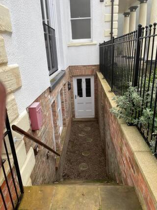 1 Hatton House 2 Bedroom 2 Bathroom Spacious Basement Flat Newark-on-Trent  Exterior photo